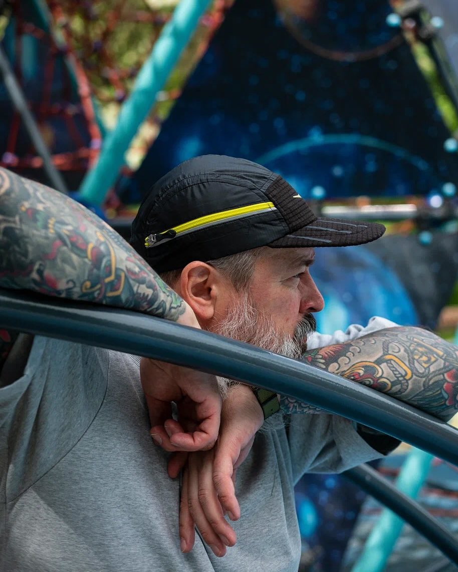 5_panel_performance_cap_custom_hat_with_zipper